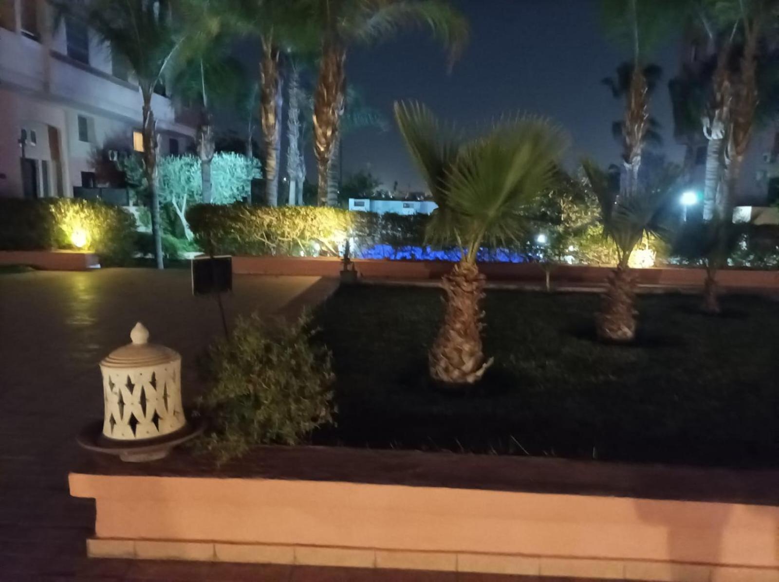 Appartement Haut Standing Vu Piscine Marrakesh Bagian luar foto
