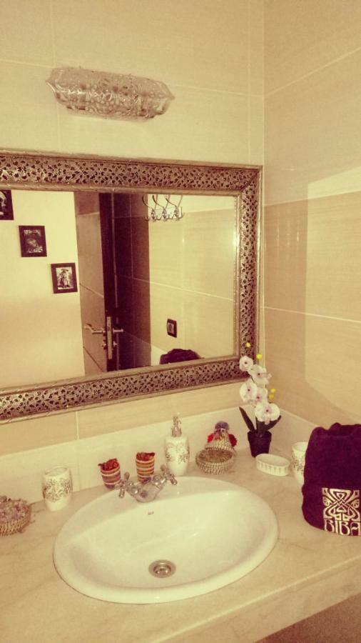 Appartement Haut Standing Vu Piscine Marrakesh Bagian luar foto